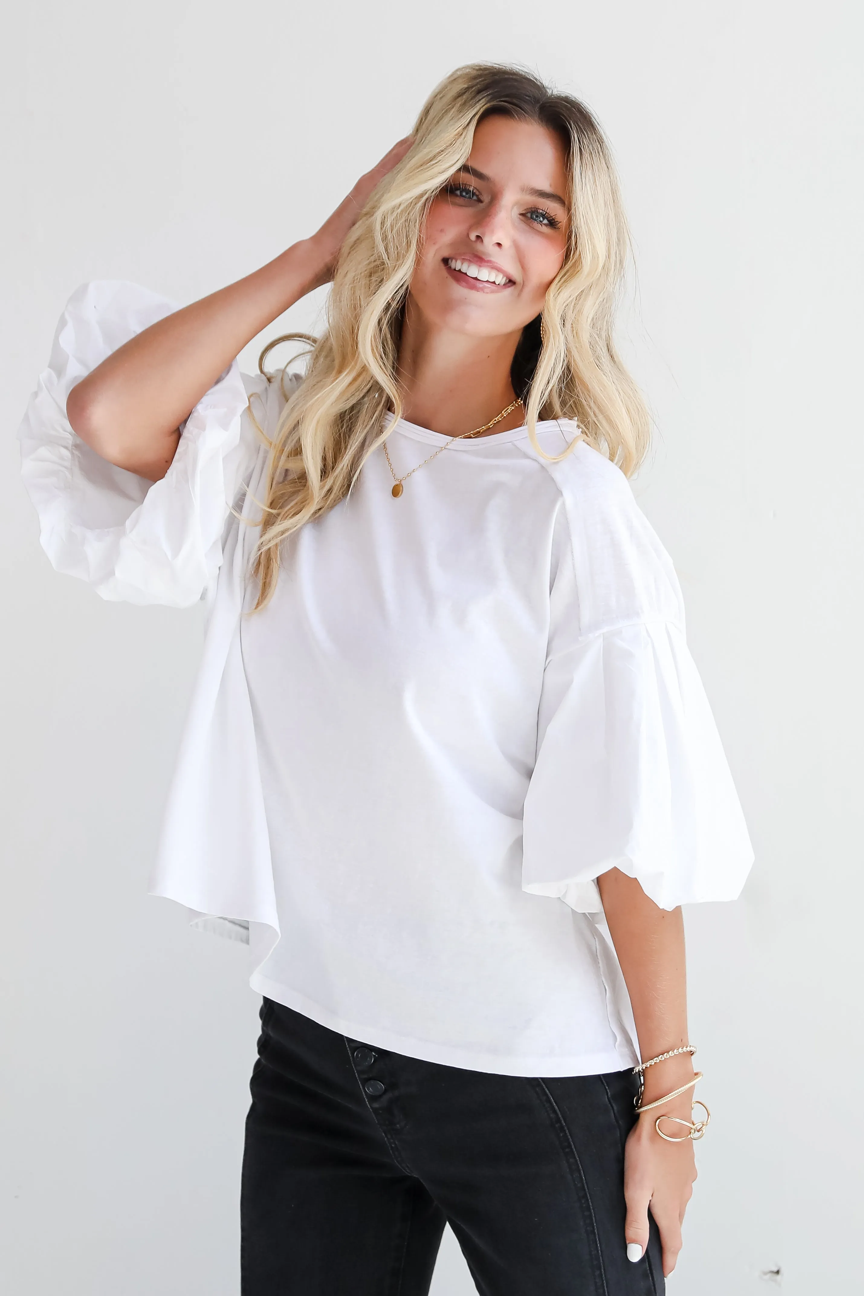 FINAL SALE - Poised Performance White Contrast Puff Sleeve Top