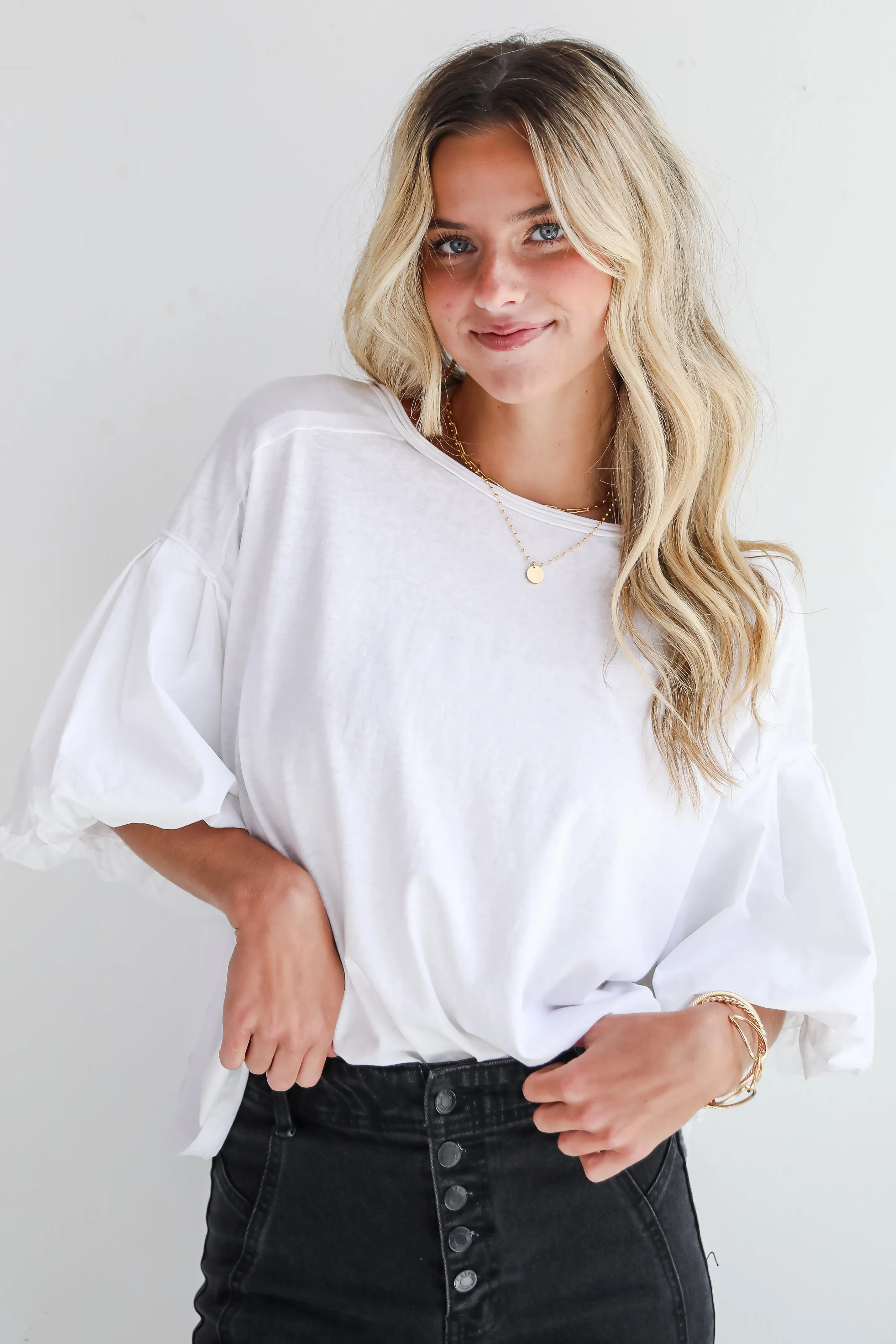 FINAL SALE - Poised Performance White Contrast Puff Sleeve Top