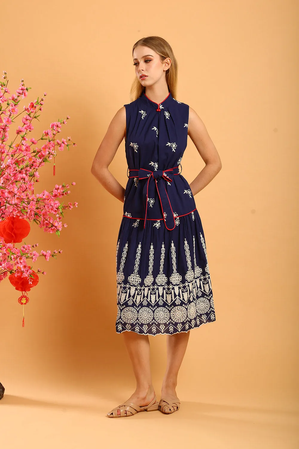 Harleen Floral Embroidered Cheongsam in Navy Blue