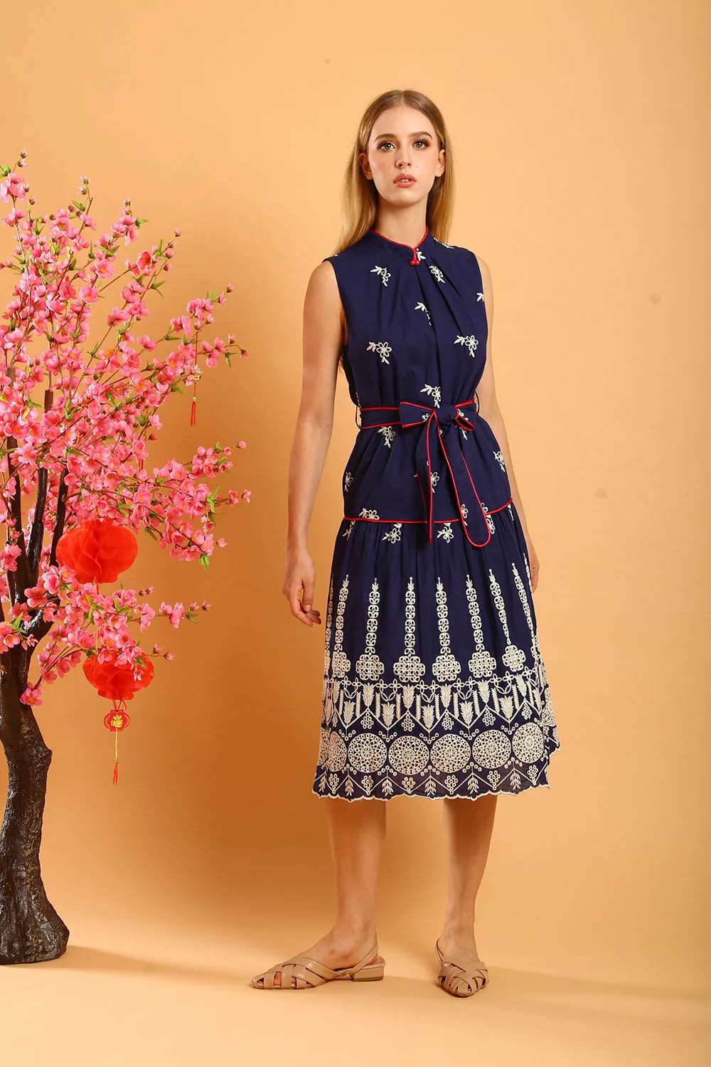 Harleen Floral Embroidered Cheongsam in Navy Blue