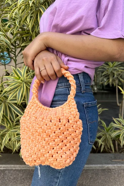 House Of Macrame 'Tiny' City Bag - Peach
