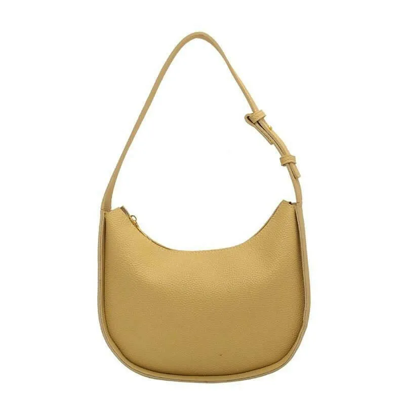 MI AMOR Handbag: Versatile Style with Sophisticated Hardware