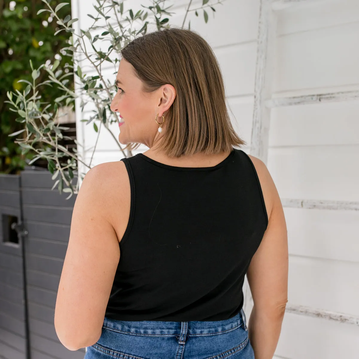 Tara crew-neck tank - black