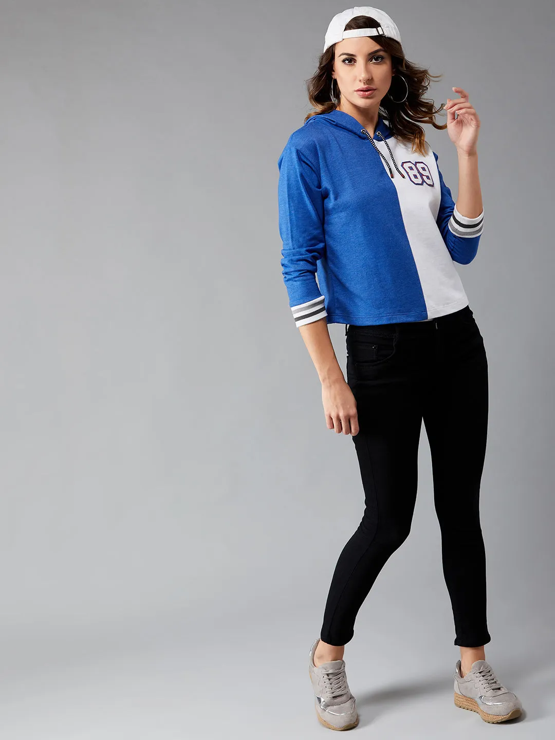 Women's Multicolor-Base Azure Blue Round Neck Full Sleeves Ribbed Solid Drop Shoulder Regular Length Color-blocked Sweatshirt